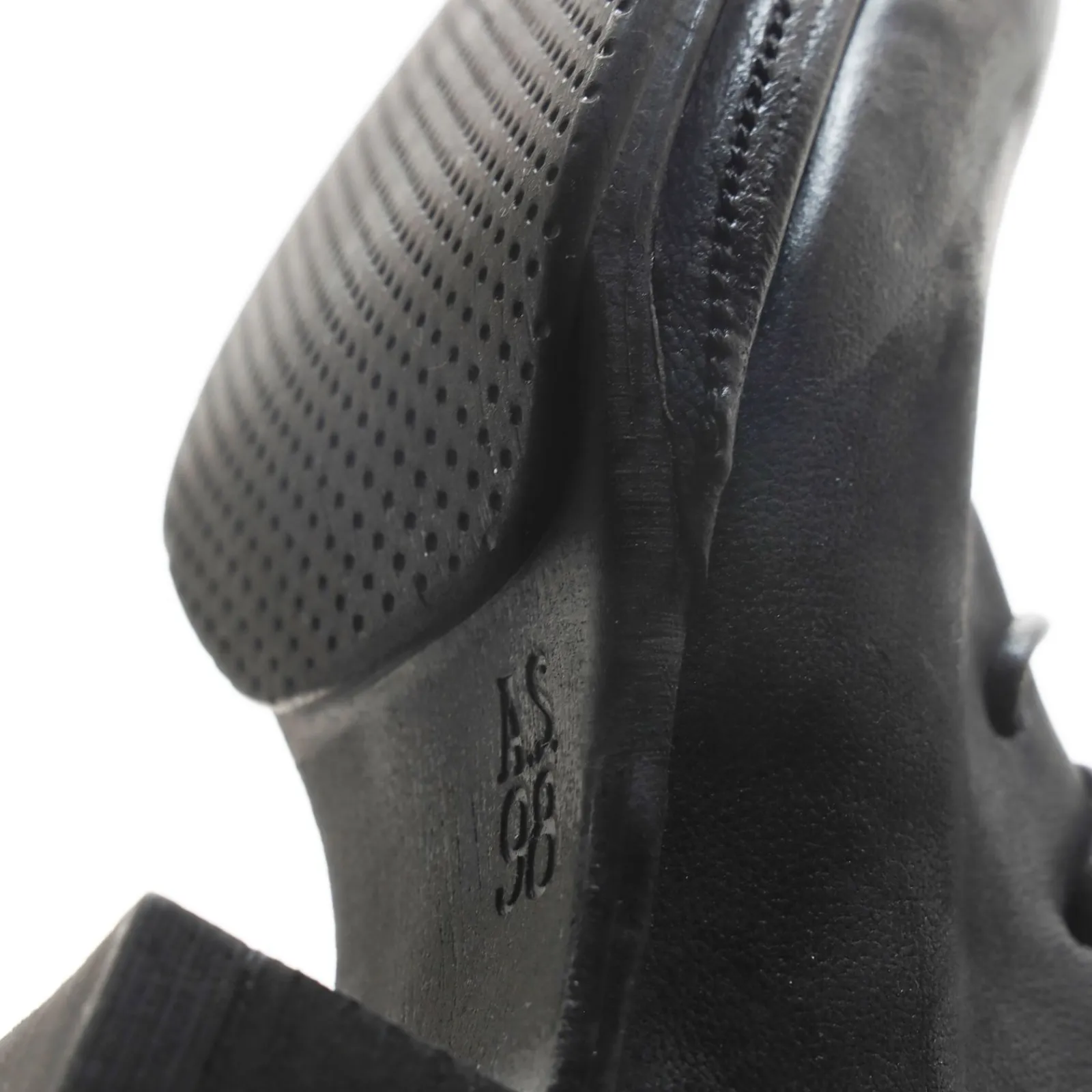 A.S.98 Mokassin-CALERA